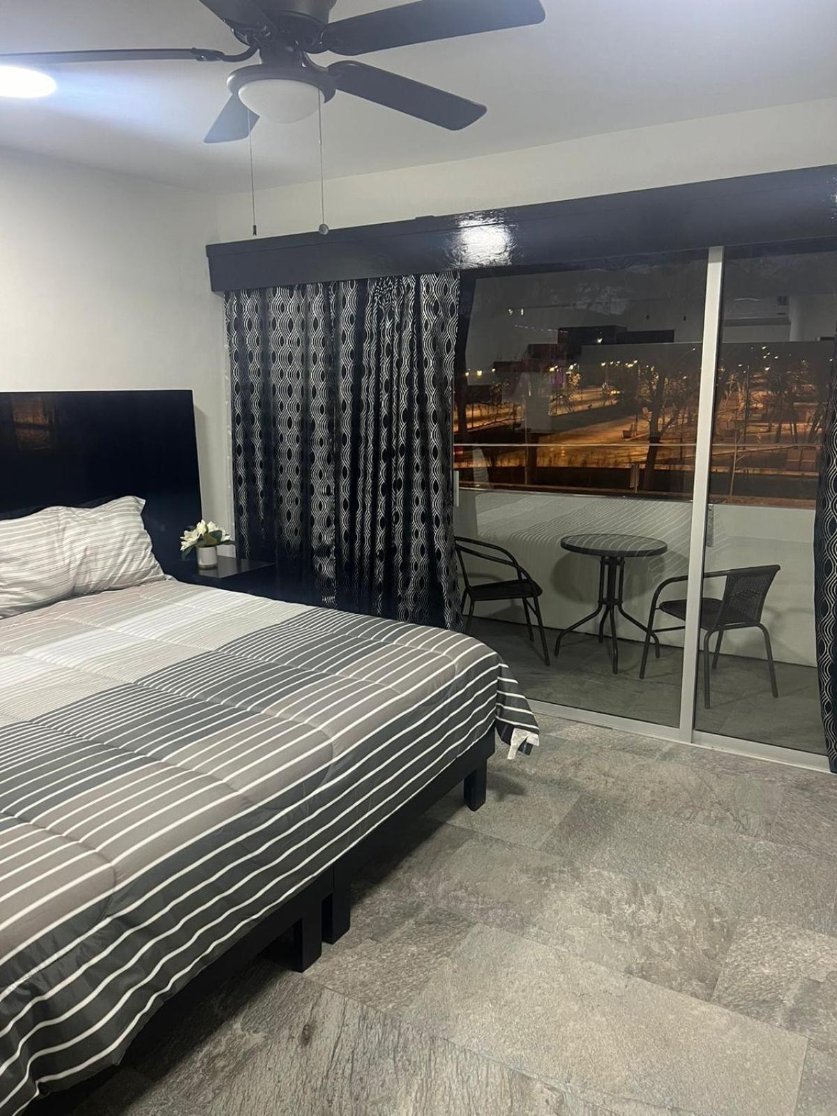 Hotel And Suites Cananea מראה חיצוני תמונה